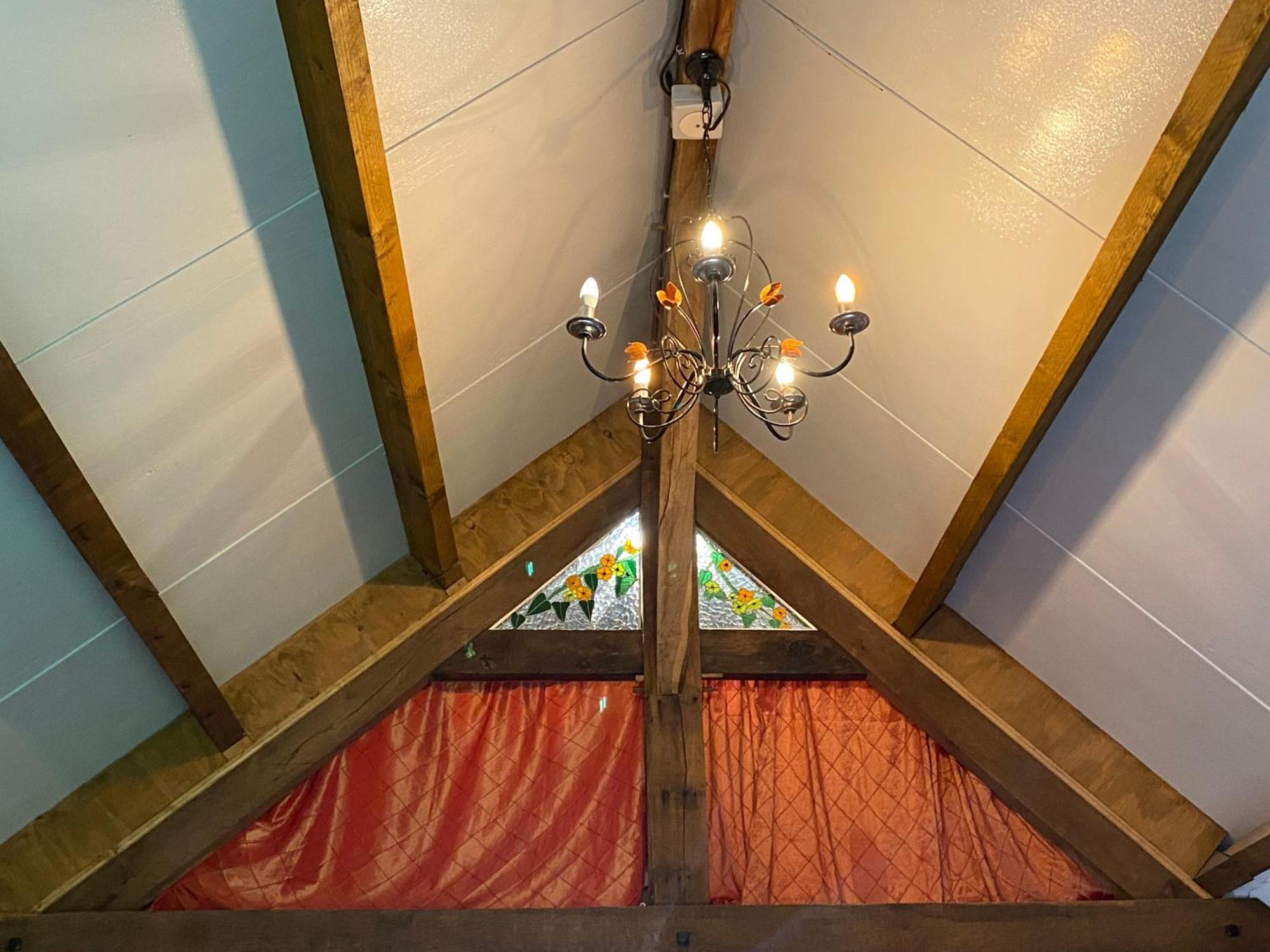 Spacious, Rustic Space For 2 Persons *